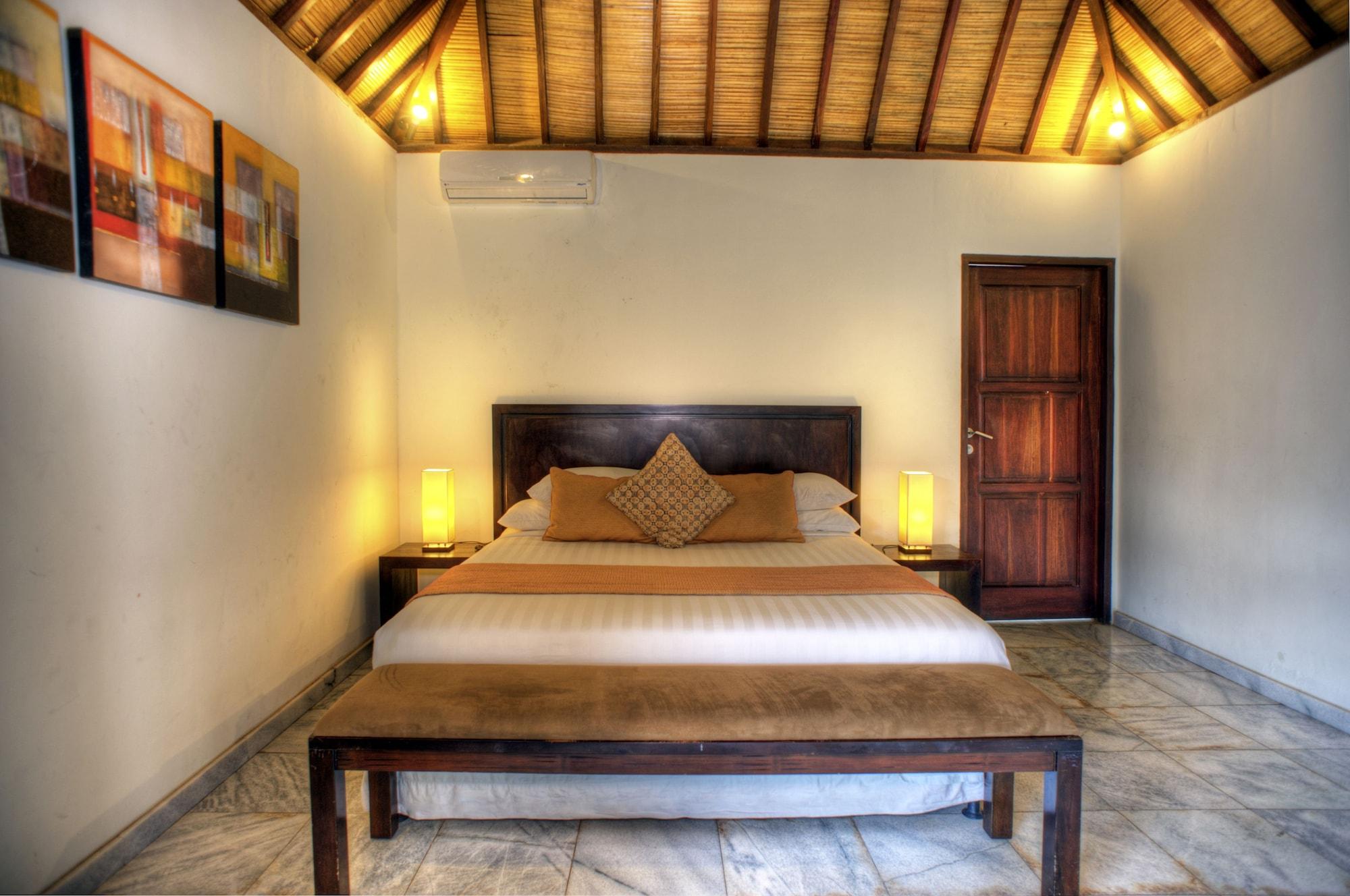 विला Gili
